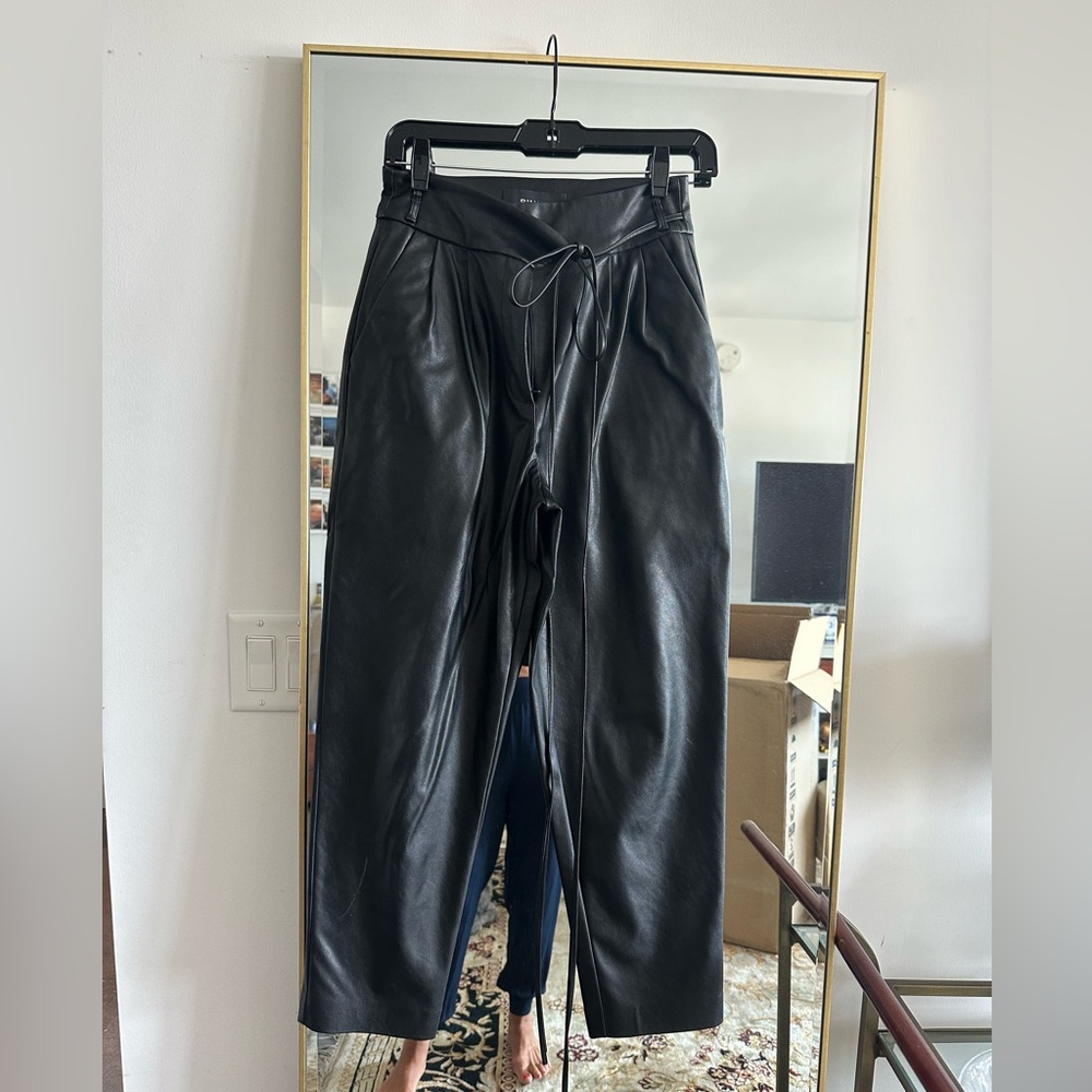 Pants vegan leather